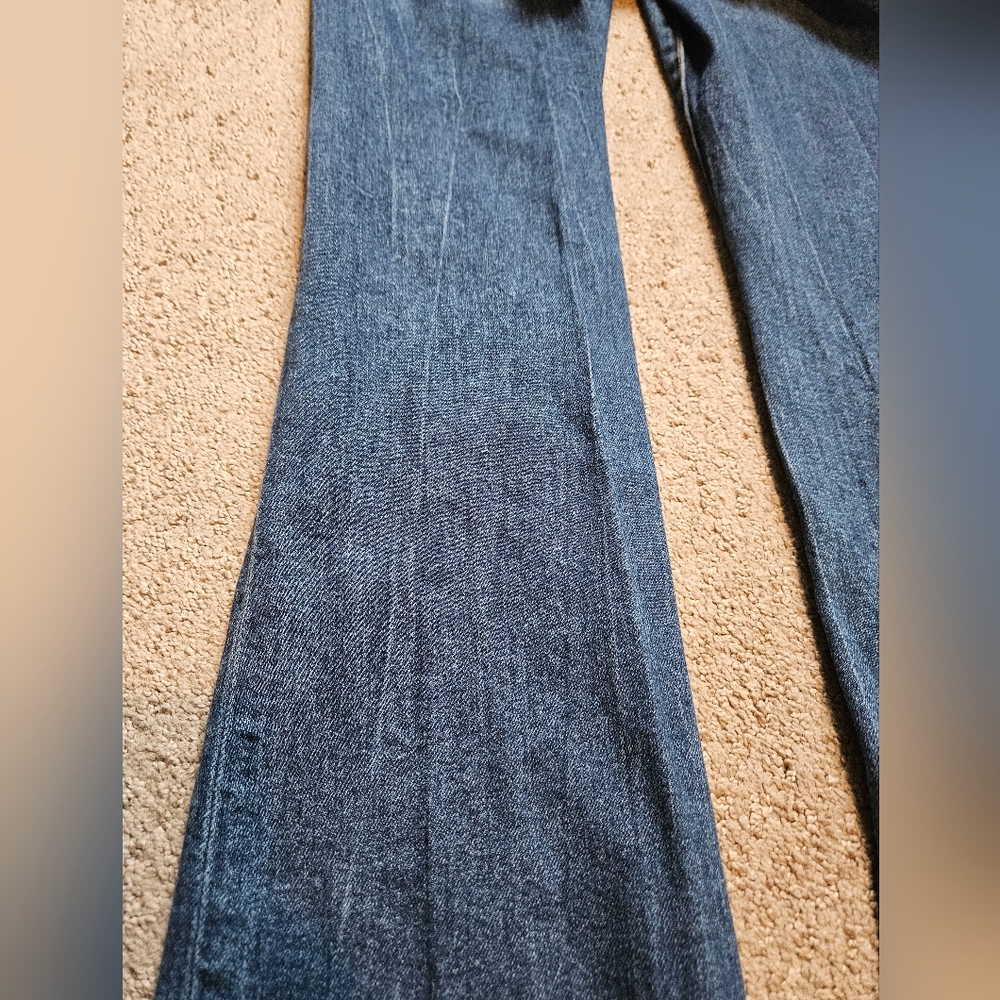 True Religion Women’s “Becca” Mid-Rise Bootcut Jeans – Size 25 - Picture 11 of 12